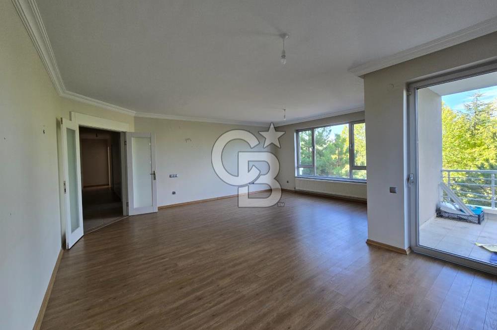 YAŞAMKENT'TE KONUTKENT YANI HAVUZLU SİTEDE 4+1 190 m2 DAİRE