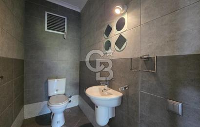 YAŞAMKENT'TE KONUTKENT YANI HAVUZLU SİTEDE 4+1 190 m2 DAİRE