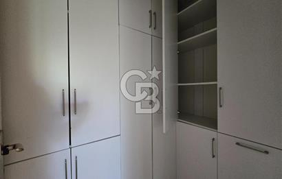 YAŞAMKENT'TE KONUTKENT YANI HAVUZLU SİTEDE 4+1 190 m2 DAİRE