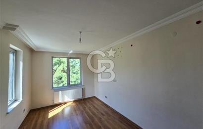 YAŞAMKENT'TE KONUTKENT YANI HAVUZLU SİTEDE 4+1 190 m2 DAİRE