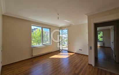 YAŞAMKENT'TE KONUTKENT YANI HAVUZLU SİTEDE 4+1 190 m2 DAİRE