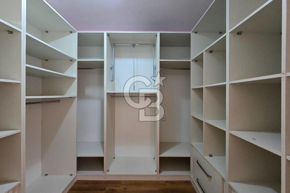 YAŞAMKENT'TE KONUTKENT YANI HAVUZLU SİTEDE 4+1 190 m2 DAİRE