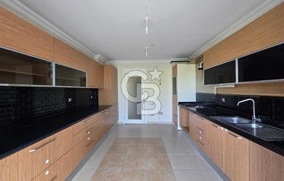 YAŞAMKENT'TE KONUTKENT YANI HAVUZLU SİTEDE 4+1 190 m2 DAİRE