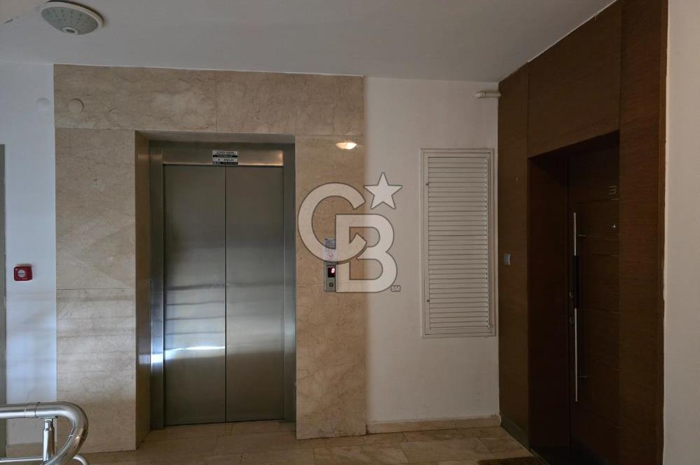 YAŞAMKENT'TE KONUTKENT YANI HAVUZLU SİTEDE 4+1 190 m2 DAİRE