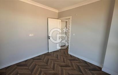 Karaburun Saip'te Deniz Manzaralı Geniş Bahçeli 3+1 Tripleks