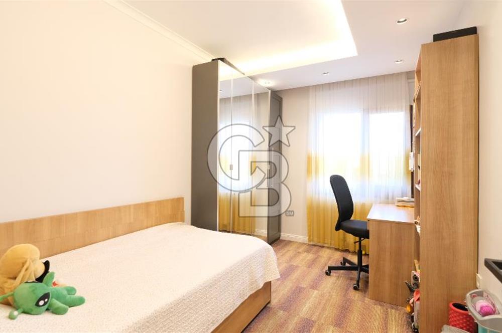 Yaşamkent Gülbeng Sitesi'nde Full Yapılı 4+1 Satılık Daire