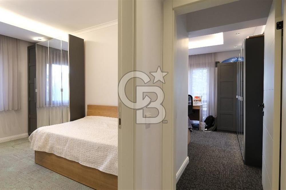 Yaşamkent Gülbeng Sitesi'nde Full Yapılı 4+1 Satılık Daire