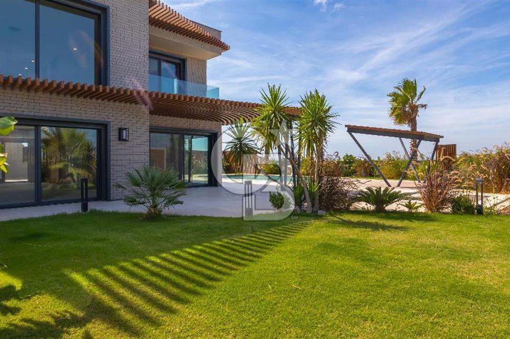 Çeşme ovacık'ta satılık muhteşem villa