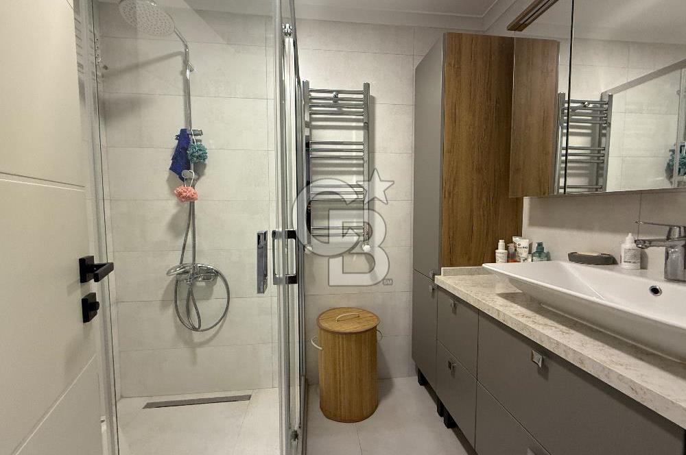 Yaşamkent Gülbeng Sitesi'nde Full Yapılı 4+1 Satılık Daire
