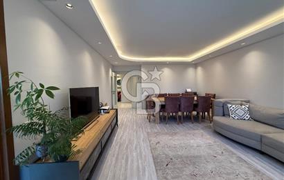 Yaşamkent Gülbeng Sitesi'nde Full Yapılı 4+1 Satılık Daire