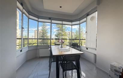 Yaşamkent Gülbeng Sitesi'nde Full Yapılı 4+1 Satılık Daire