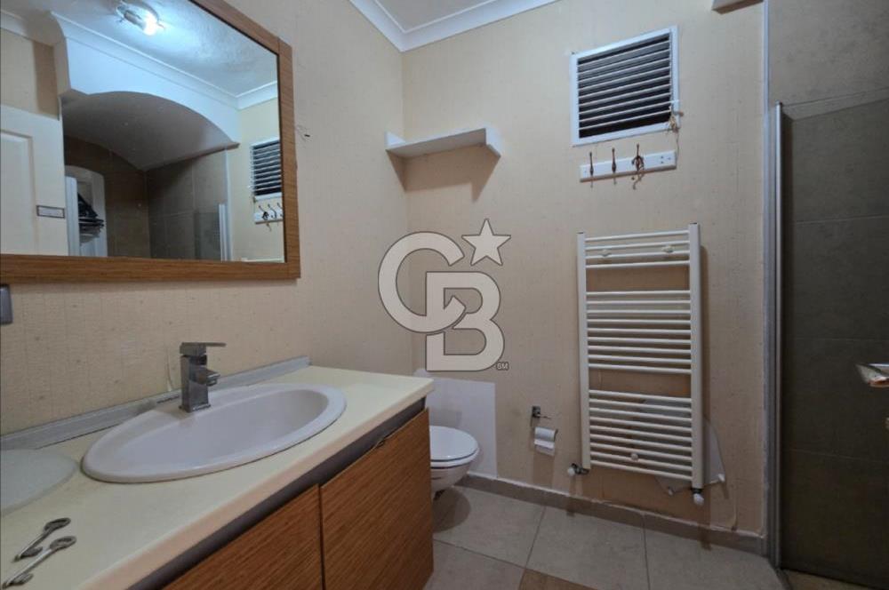 YAŞAMKENT'TE KONUTKENT YANI HAVUZLU SİTEDE 4+1 190 m2 DAİRE