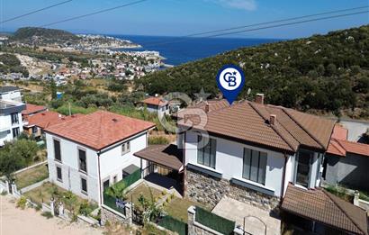 Karaburun Saip'te Deniz Manzaralı Geniş Bahçeli 3+1 Tripleks