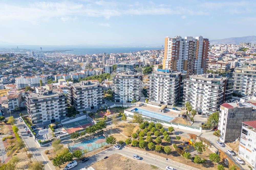 Granada Sitesi’nde Panoramik İzmir Manzaralı 3+1 Lüx Daire 