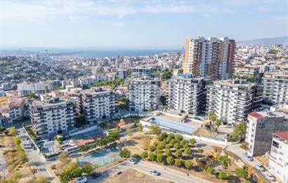 Granada Sitesi’nde Panoramik İzmir Manzaralı 3+1 Lüx Daire 