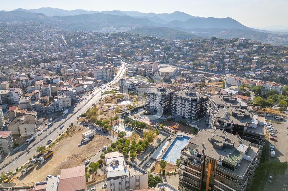 Granada Sitesi’nde Panoramik İzmir Manzaralı 3+1 Lüx Daire 