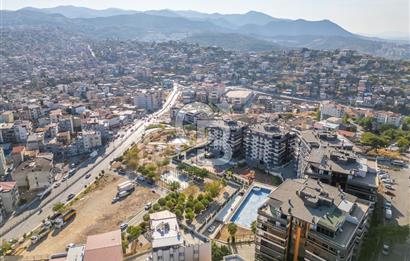 Granada Sitesi’nde Panoramik İzmir Manzaralı 3+1 Lüx Daire 