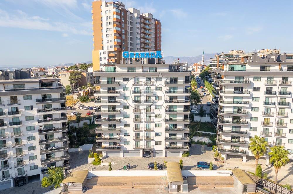 Granada Sitesi’nde Panoramik İzmir Manzaralı 3+1 Lüx Daire 