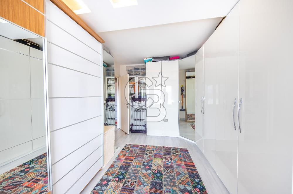 Granada Sitesi’nde Panoramik İzmir Manzaralı 3+1 Lüx Daire 