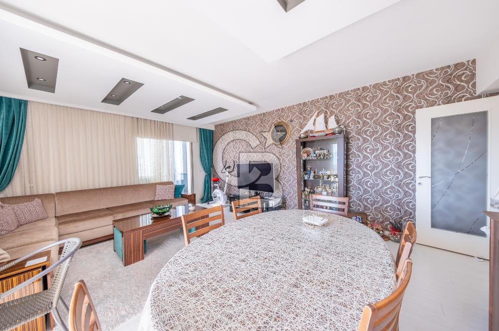 Granada Sitesi’nde Panoramik İzmir Manzaralı 3+1 Lüx Daire 