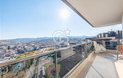 Granada Sitesi’nde Panoramik İzmir Manzaralı 3+1 Lüx Daire 