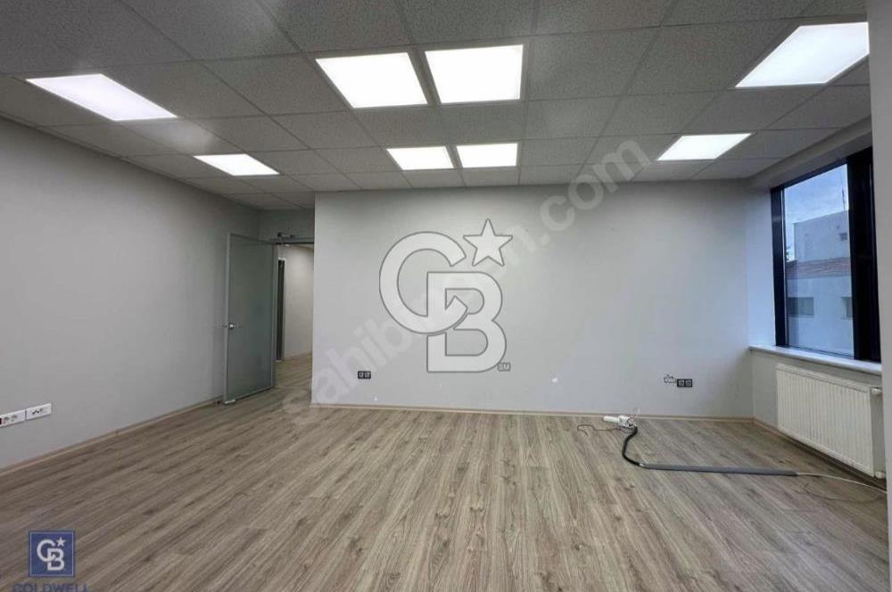 KIZILTOPRAK BAĞDAT CADDESİNE 2.BİNA KDV AVANTAJLI 270 M2 İŞ YERİ