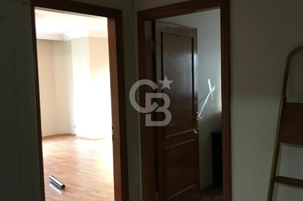 SAHRAİCEDİT 3+1 ARA KAT 24 YAŞ GENİŞ ARSA PAYI DEĞERLİ LOKASYON