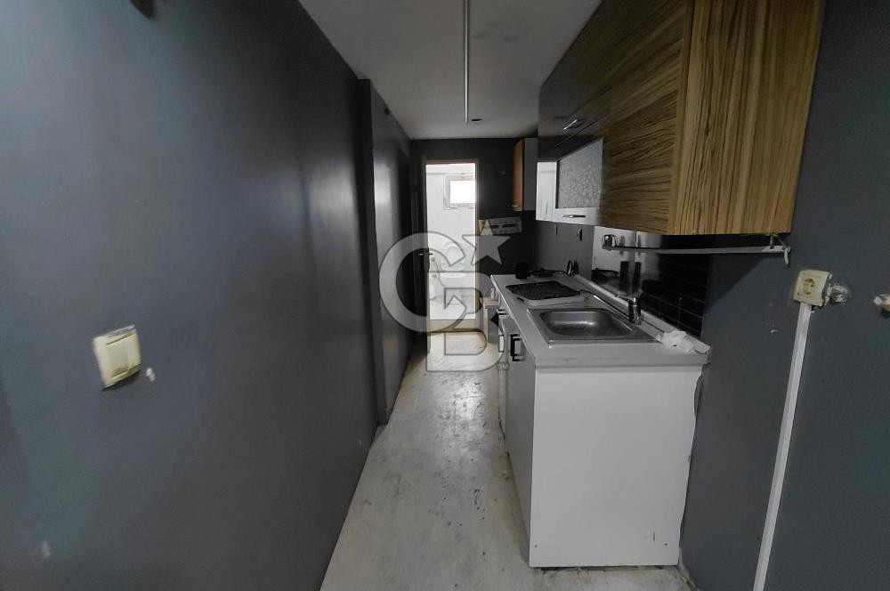 İZMİR GIDA ÇARŞISINDA MERKEZİ KONUMDA 3 KATLI 225 M2 SATILIK DÜKKAN