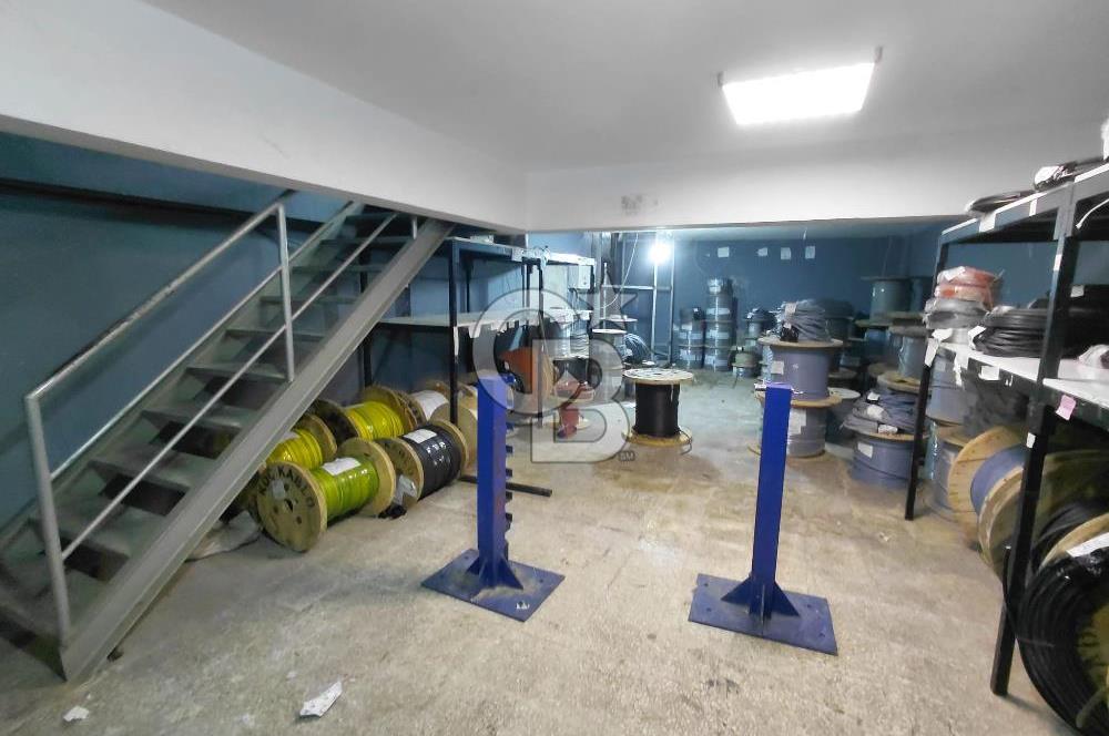 İZMİR GIDA ÇARŞISINDA MERKEZİ KONUMDA 3 KATLI 225 M2 SATILIK DÜKKAN