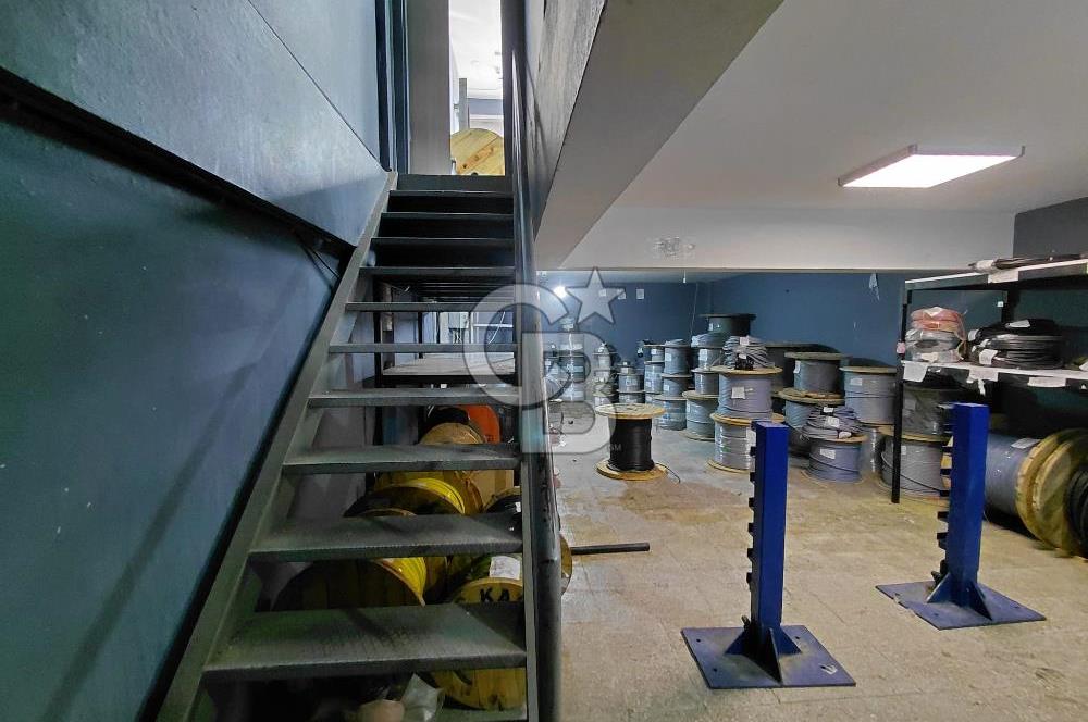 İZMİR GIDA ÇARŞISINDA MERKEZİ KONUMDA 3 KATLI 225 M2 SATILIK DÜKKAN