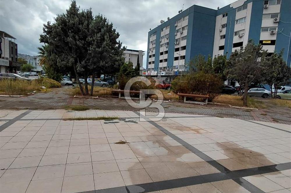 İZMİR GIDA ÇARŞISINDA MERKEZİ KONUMDA 3 KATLI 225 M2 SATILIK DÜKKAN