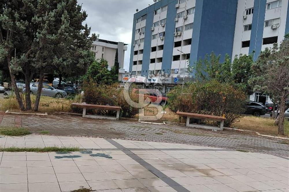 İZMİR GIDA ÇARŞISINDA MERKEZİ KONUMDA 3 KATLI 225 M2 SATILIK DÜKKAN