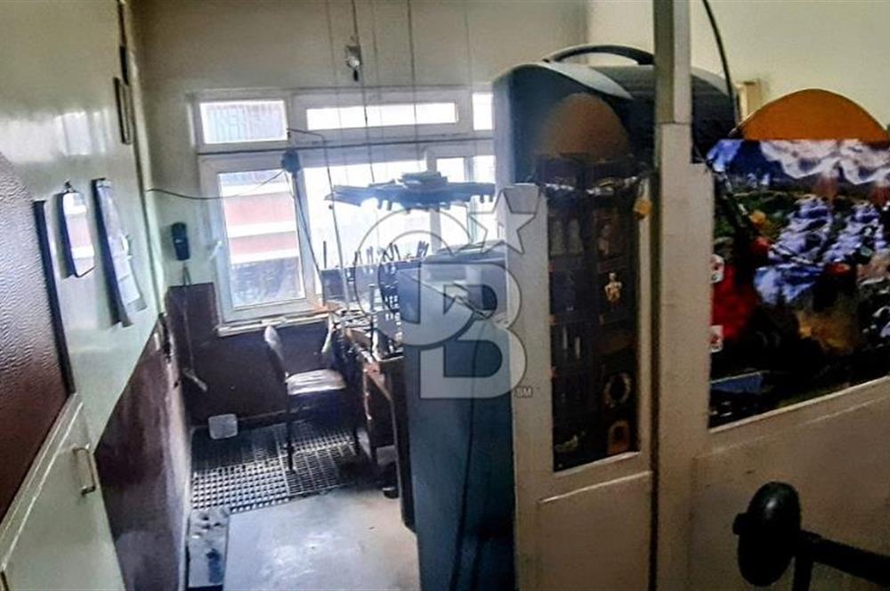 çemberlitaş yeşilsaray hanı'nda satılık işyeri