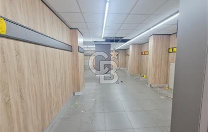 Kadıköy Acıbademde Yüksek Arsa Paylı Satılık  Dükkan