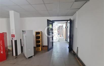 Kadıköy Acıbademde Yüksek Arsa Paylı Satılık  Dükkan