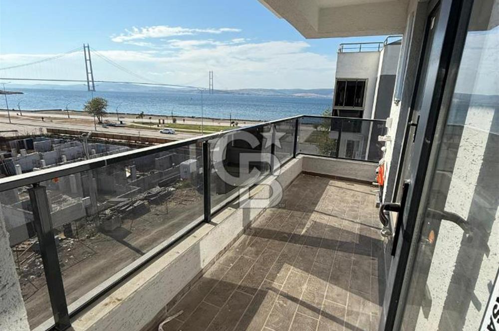 ÇANAKKALE LAPSEKİ KÖPRÜ VE BOĞAZ MANZARALI SATILIK DUBLEX