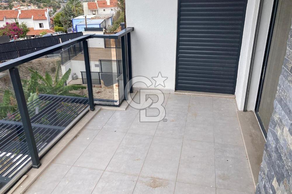 CB SMYRNA' DAN ÇEŞME' DE MERKEZİ LOKASYONDA SATILIK VİLLA