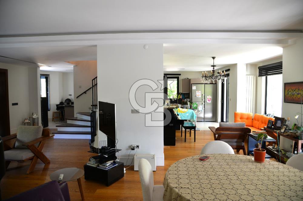 Çankaya Alacaatlı Mah Ada Park Villalarında Satılık Köşe Villa