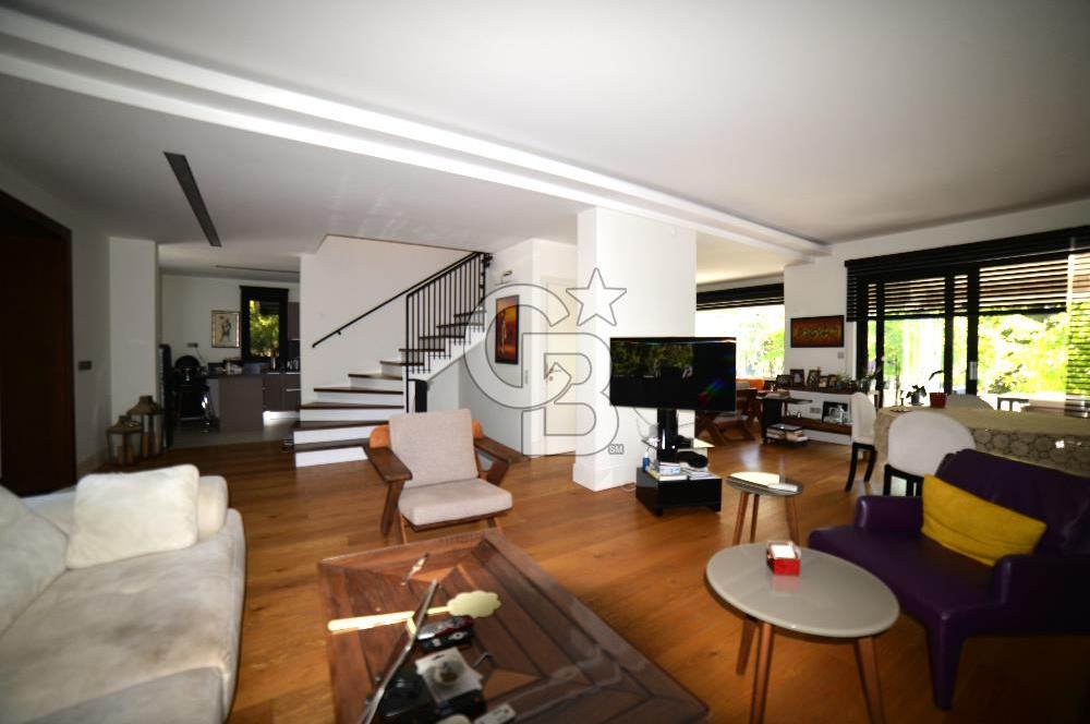 Çankaya Alacaatlı Mah Ada Park Villalarında Satılık Köşe Villa