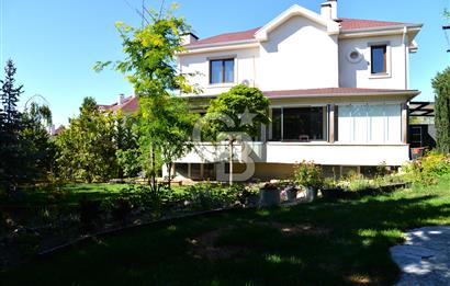 Çankaya Alacaatlı Mah Ada Park Villalarında Satılık Köşe Villa