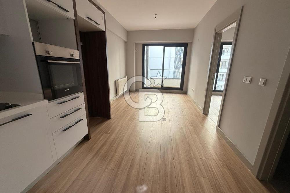Park Yaşam Bornova'da Havuz Cephe 1+1 Kiralık Daire