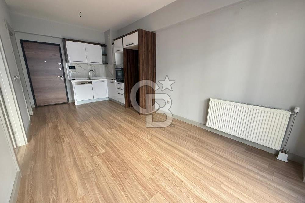 Park Yaşam Bornova'da Havuz Cephe 1+1 Kiralık Daire