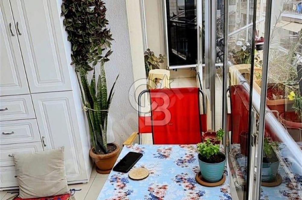 İzmir Karşıyaka Fikri Altay'da Satılık 3+1 daire