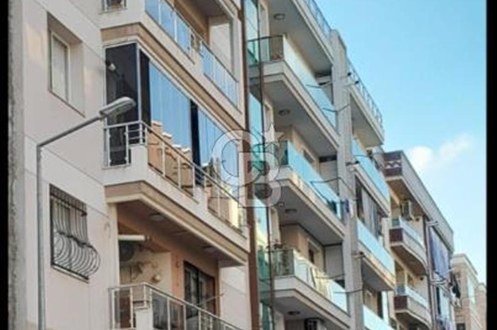 İzmir Karşıyaka Fikri Altay'da Satılık 3+1 daire