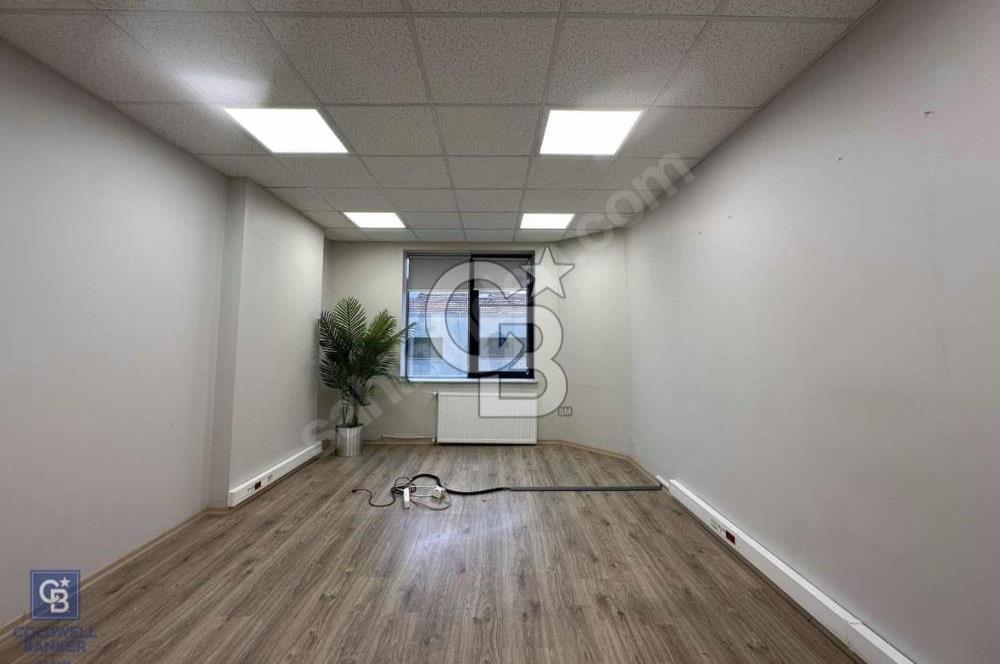 KIZILTOPRAK BAĞDAT CADDESİNE 2.BİNA KDV AVANTAJLI 270 M2 İŞ YERİ