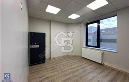 KIZILTOPRAK BAĞDAT CADDESİNE 2.BİNA KDV AVANTAJLI 270 M2 İŞ YERİ