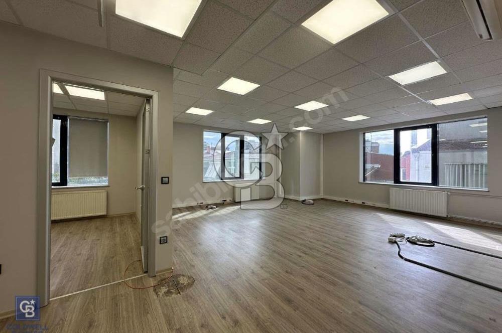 KIZILTOPRAK BAĞDAT CADDESİNE 2.BİNA KDV AVANTAJLI 270 M2 İŞ YERİ