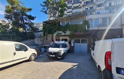 Kadıköy Acıbademde Yüksek Arsa Paylı Satılık  Dükkan