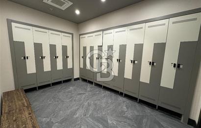 MAHAL BOMANTİDE 50.KATTA FULL DENİZ MANZARALI KİRALIK OFİS