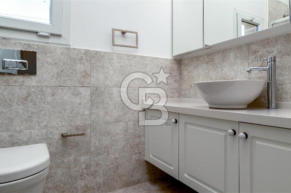 URLA KUŞÇULAR'DA SIFIR,PEYZAJLI, HAVUZLU 3+1 LÜKS VİLLA SATILIK